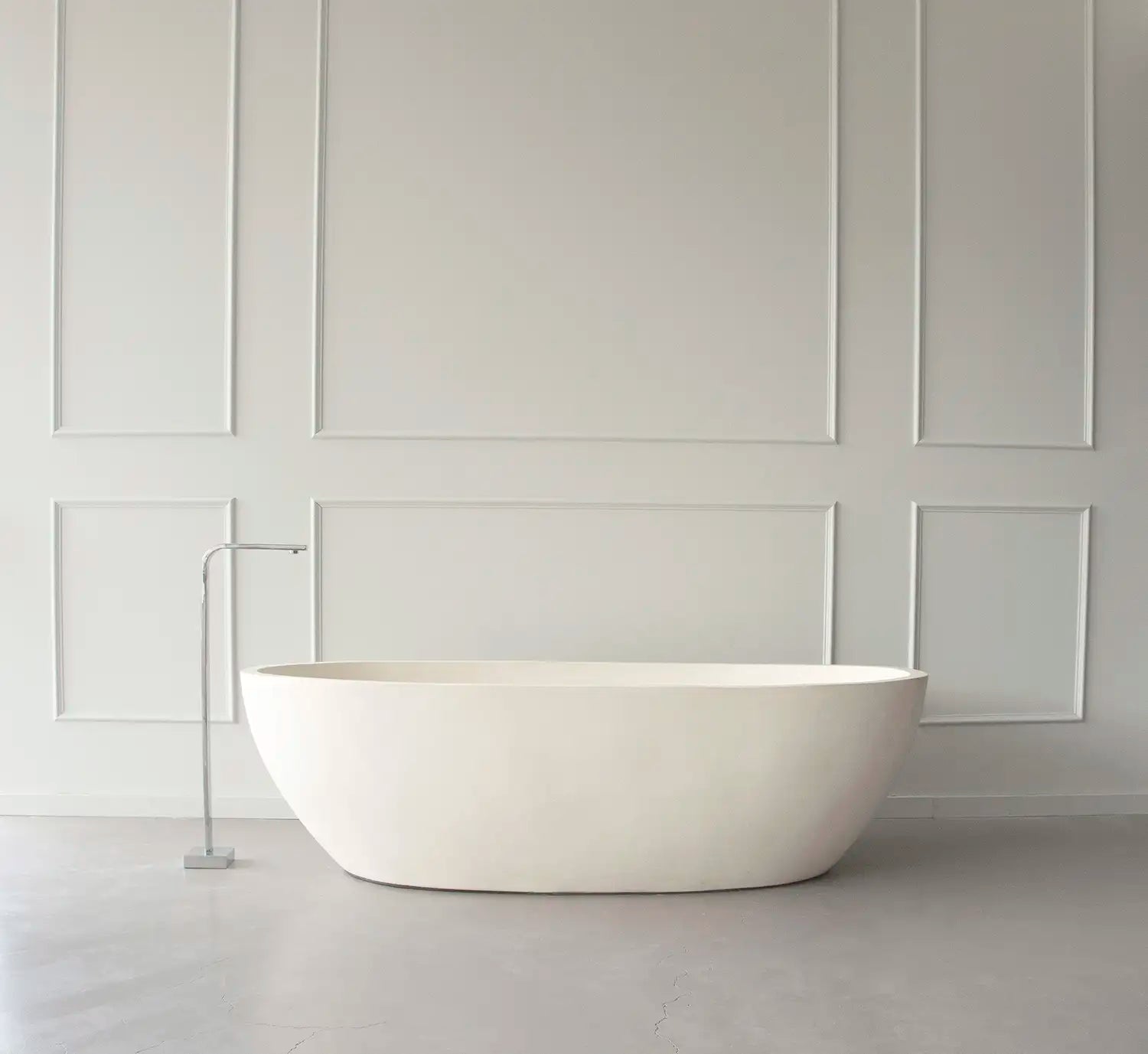 Renoir Bath in Limestone