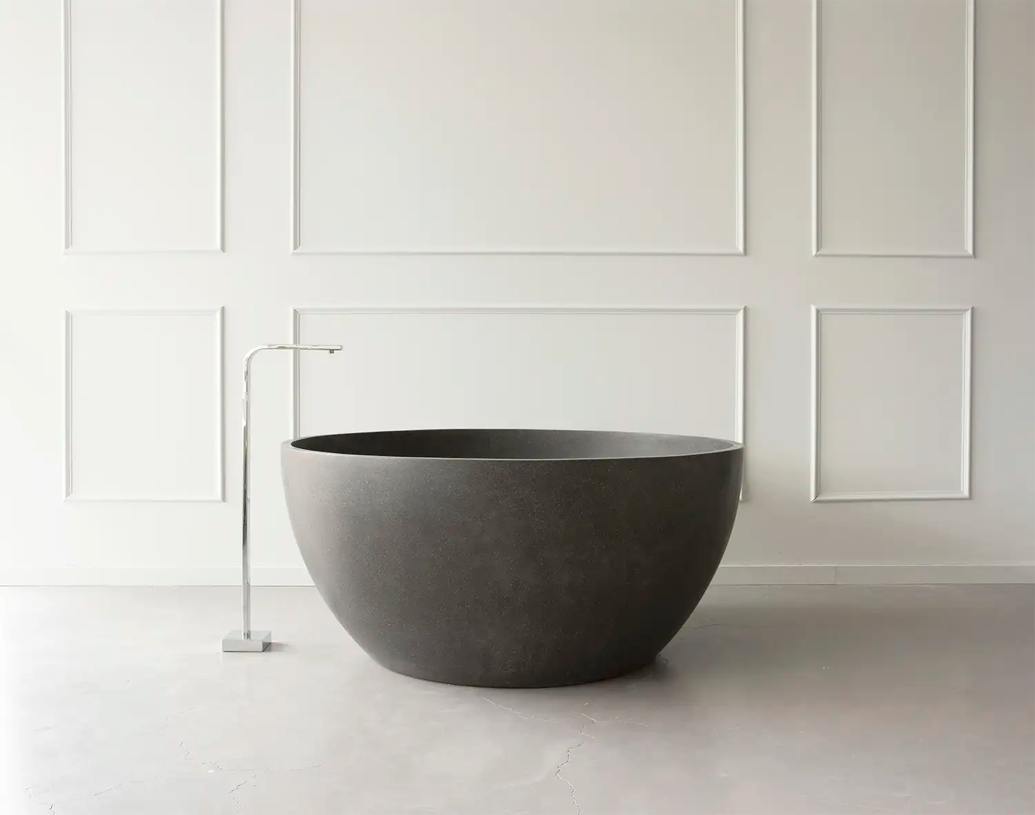 Raphael Bath in Dark Grey