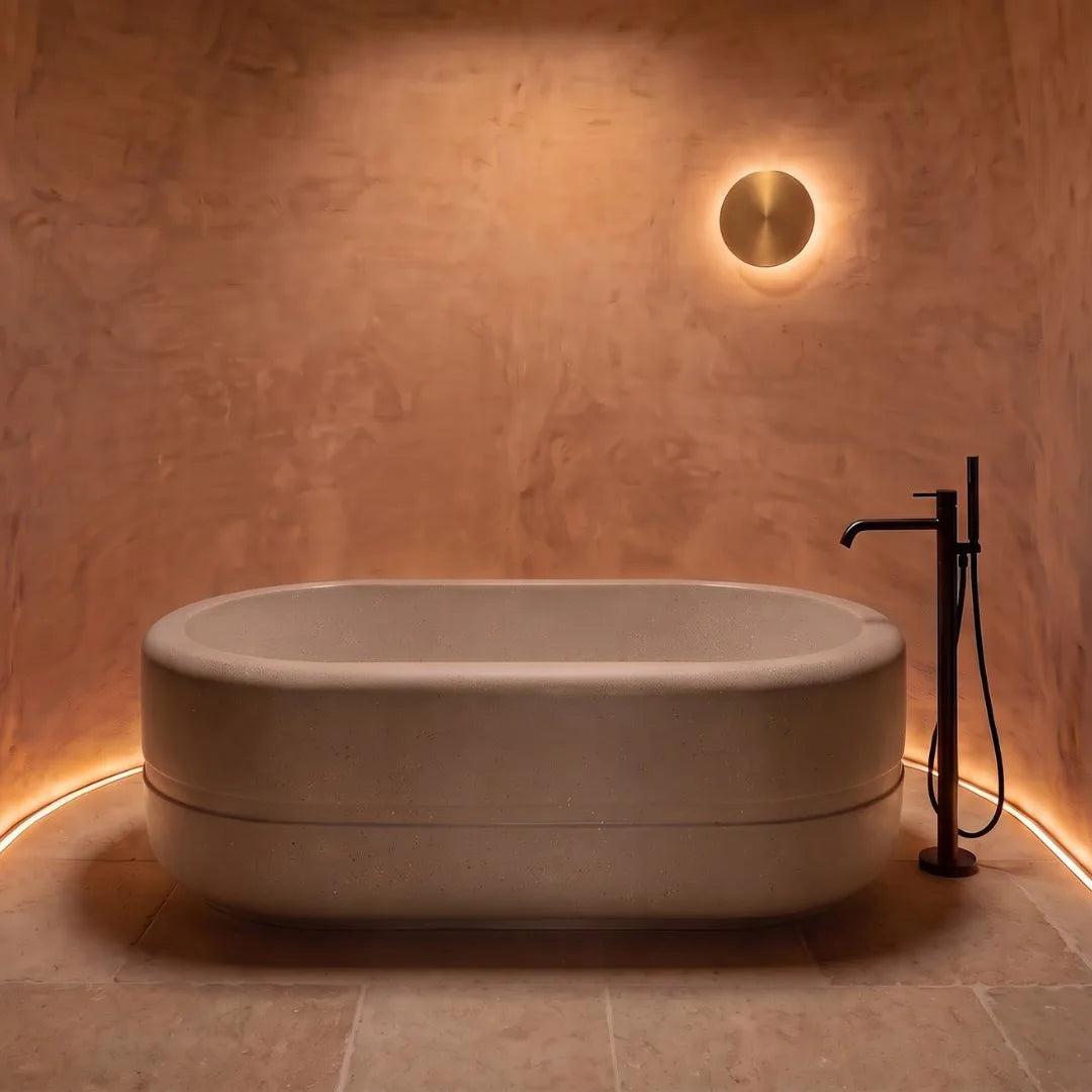 Stone composite Botero bath in taupe