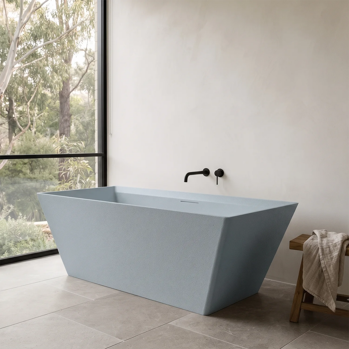 FORMA Freestanding Bath